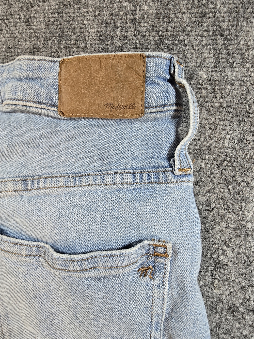 Madewell Curvy Perfect Vintage Straight Jeans Womens 30 Distressed Light Wash - Picture 6 of 7
